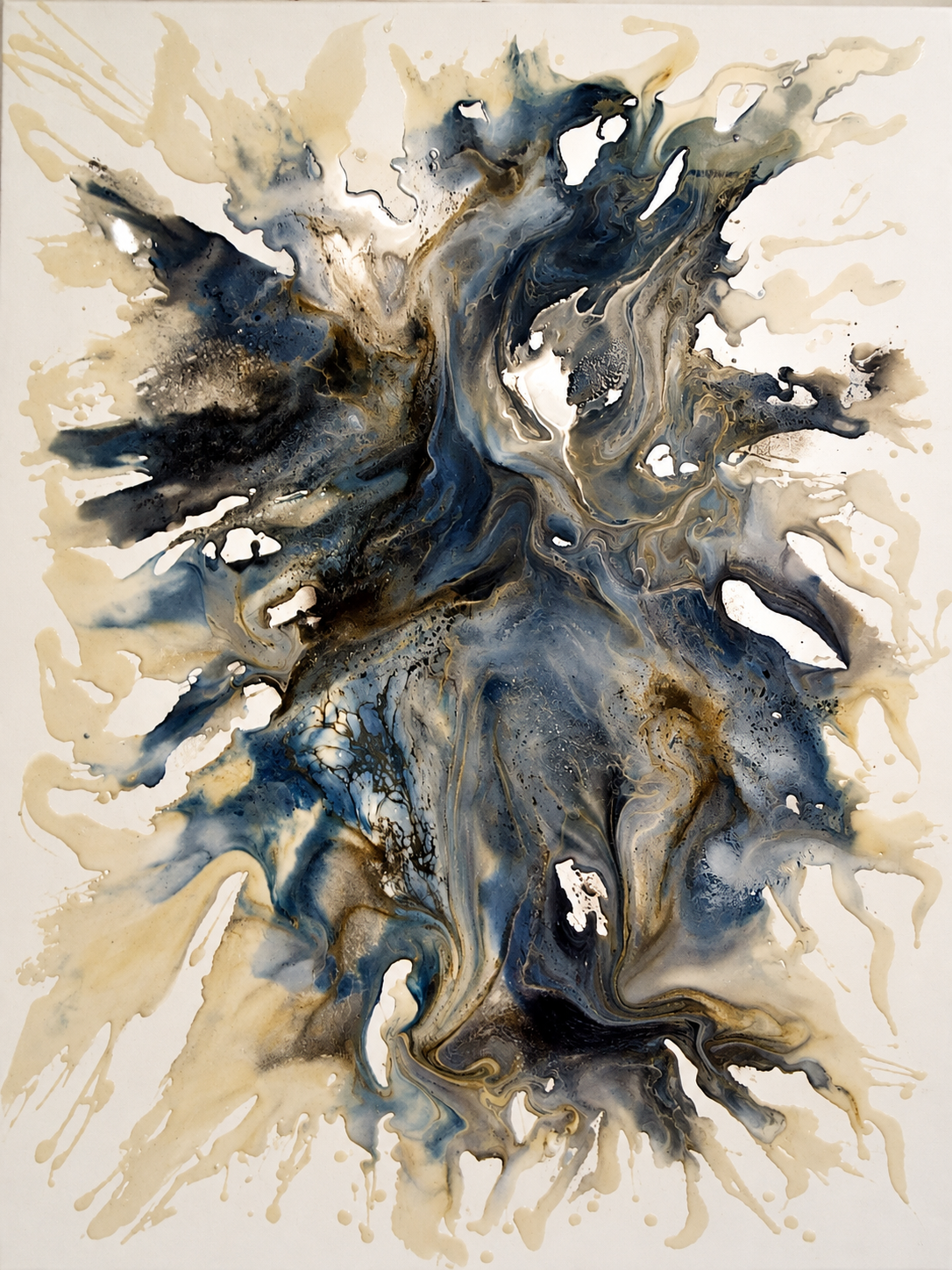 Ewaldi artwork: A vertical tangle of charcoal, creamy gold and slate-blue fluid-like brushstrokes twisting around a dark.