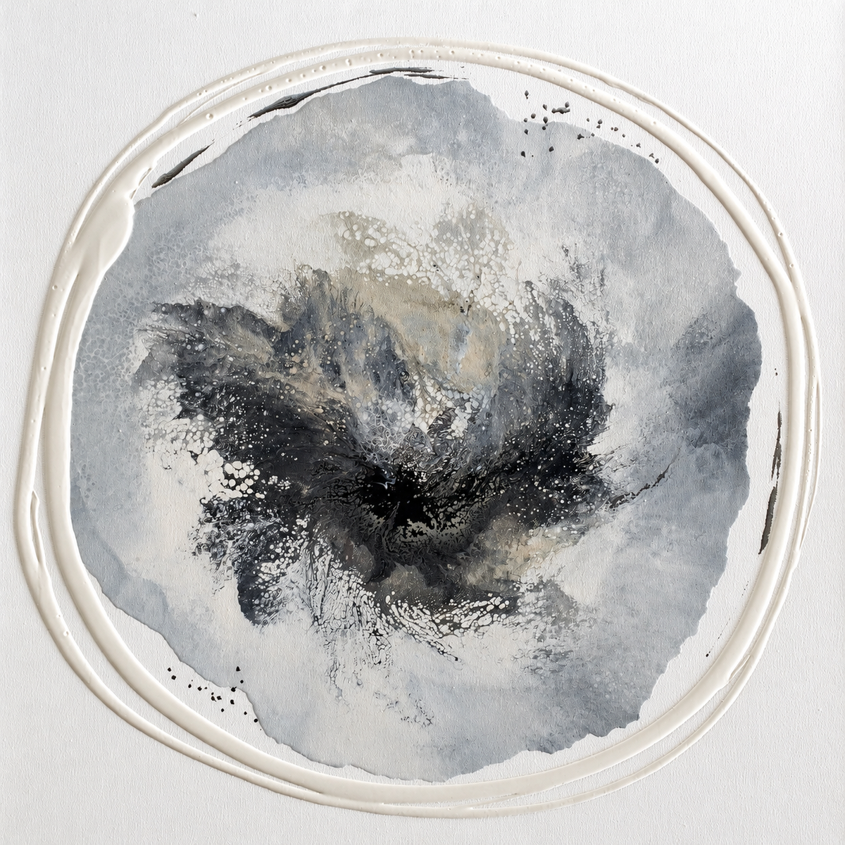 Ewaldi artwork: A monochrome circular bloom with dark charcoal clouding the centre and thin pale concentric rings around its.
